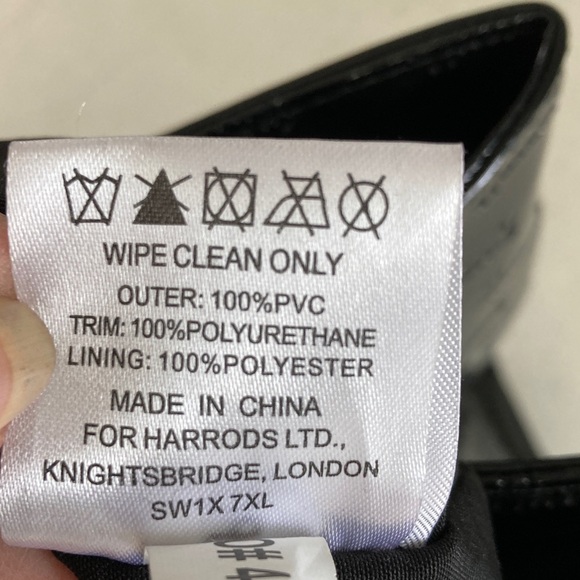 Harrods of London Shiny Patent Black Logo Tote - Picture 3 of 9